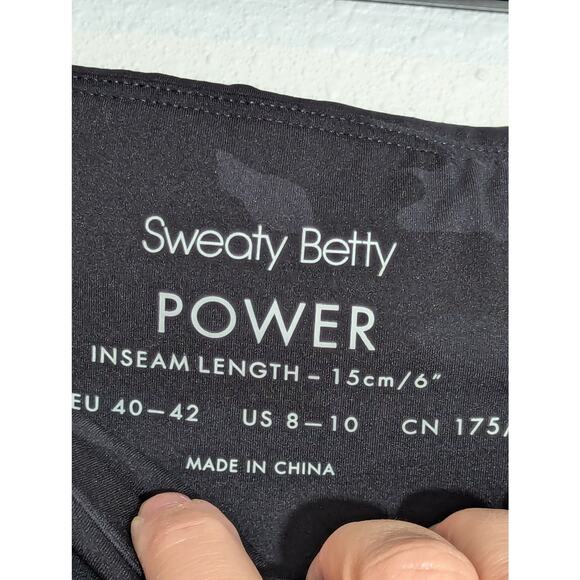 Sweaty Betty Power 6 inch Black Camo Shorts Zipper Front Size 8-10 - Picture 5 of 5